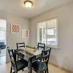 Modern Sacramento Gem About 4 Mi To Downtown!