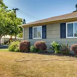 Modern Sacramento Gem About 4 Mi To Downtown!
