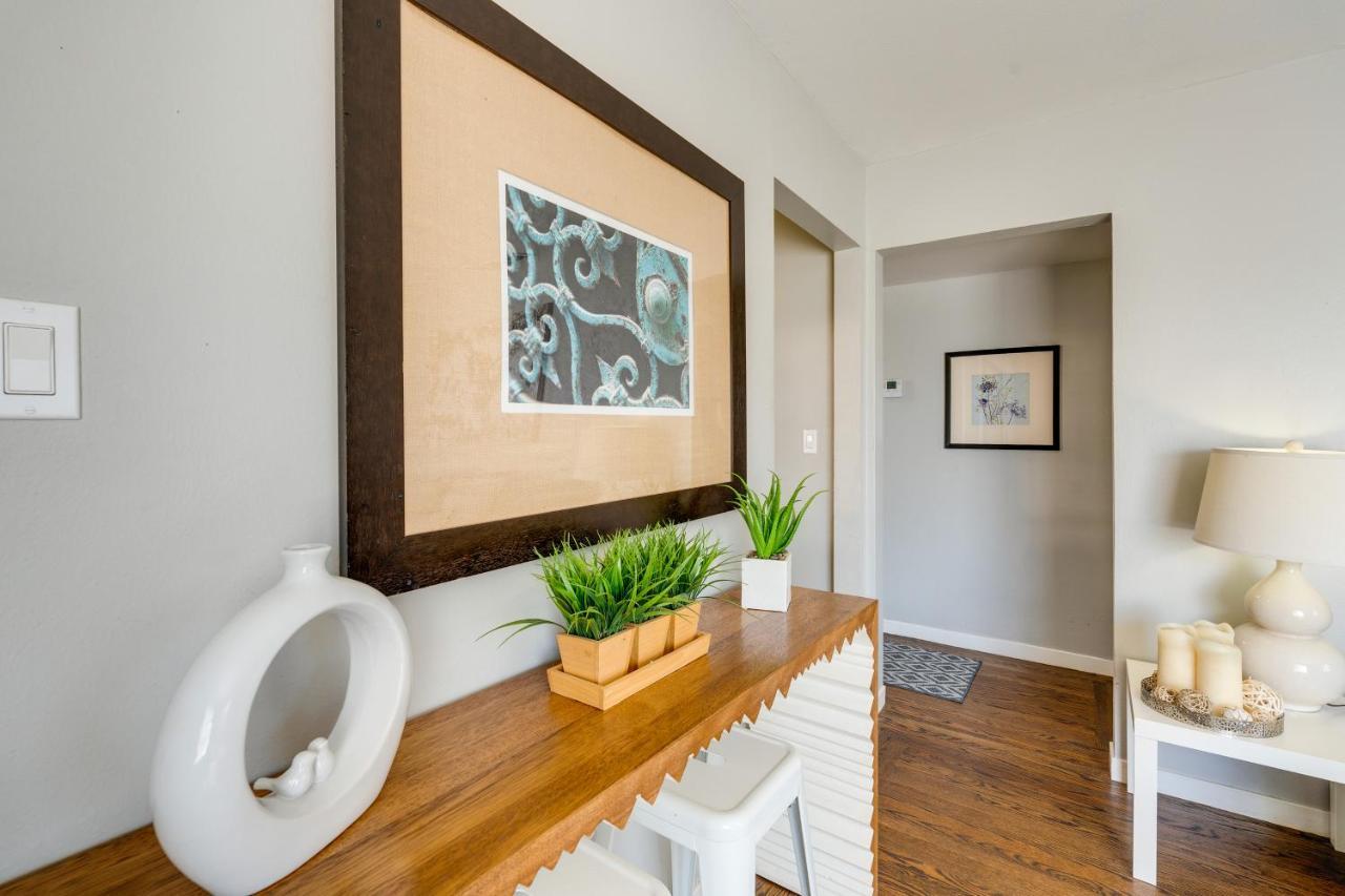 Modern Gem About 4 Mi To Downtown!