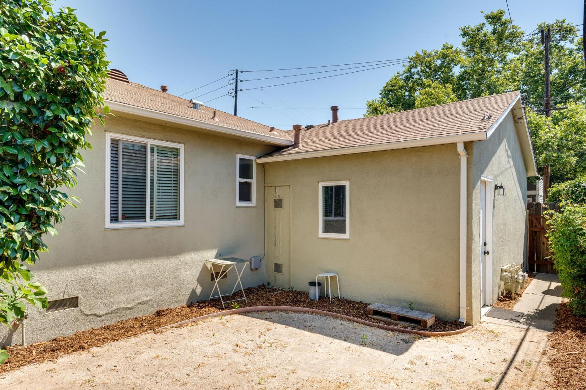 Modern Gem About 4 Mi To Downtown! Holiday home